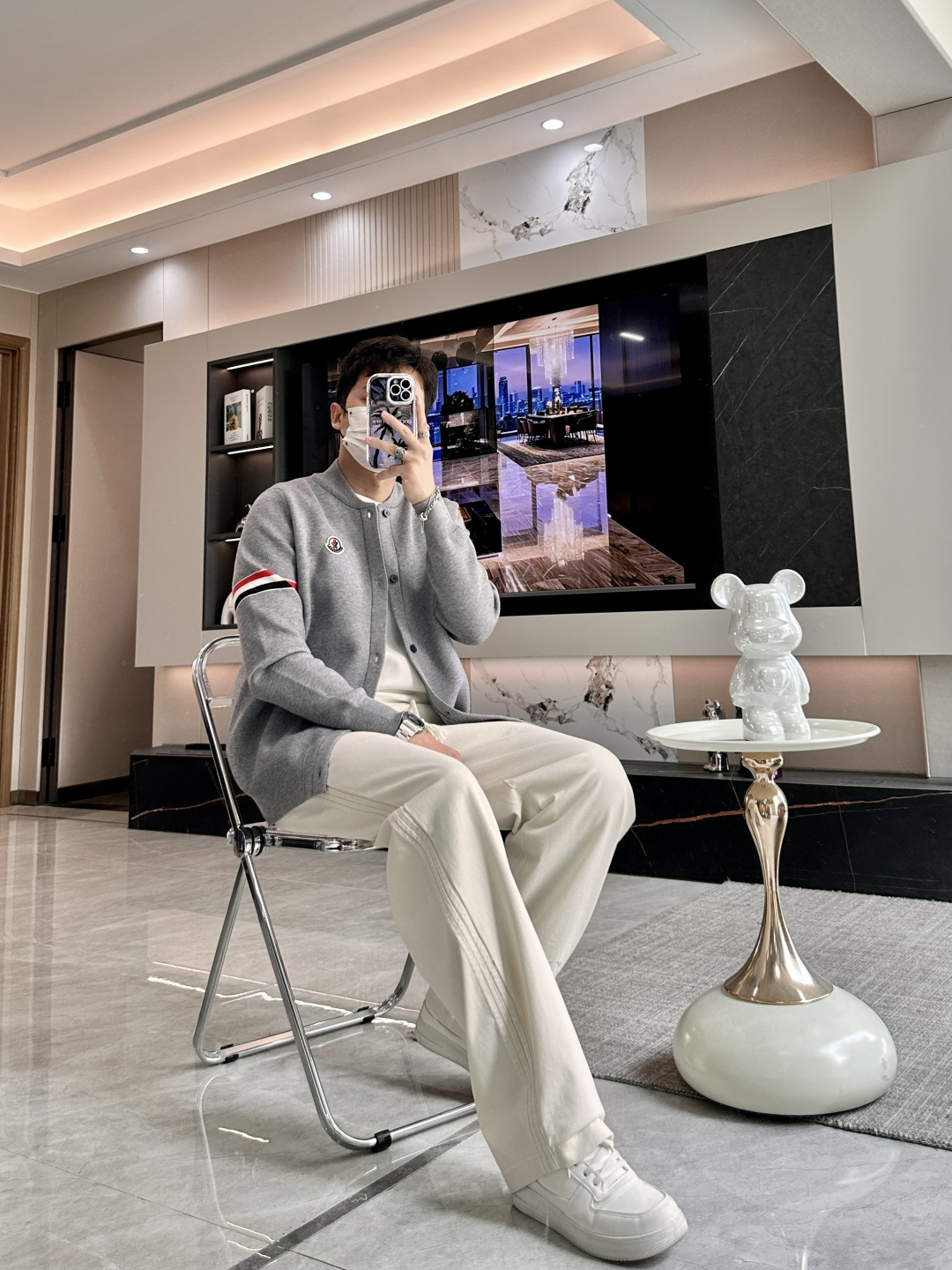 蒙口 新款开衫针织毛衣！经典永不过时！外观简洁干净，秋日可以单穿，深冬最为内搭！定制进口高支数羊毛混纺面