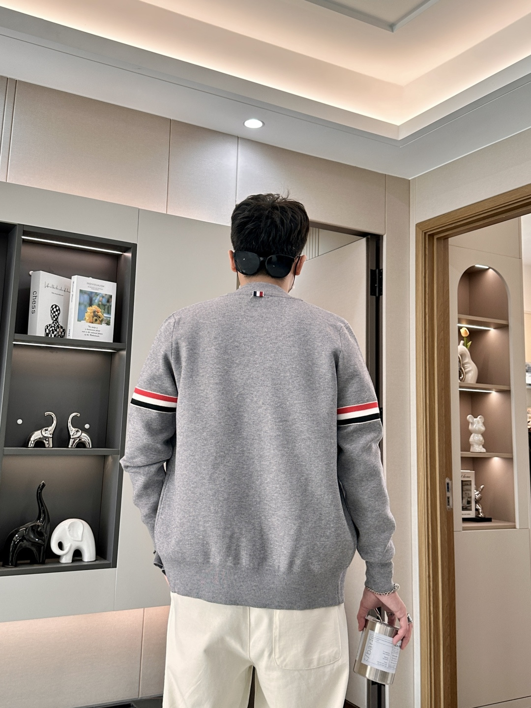 蒙口 新款开衫针织毛衣！经典永不过时！外观简洁干净，秋日可以单穿，深冬最为内搭！定制进口高支数羊毛混纺面