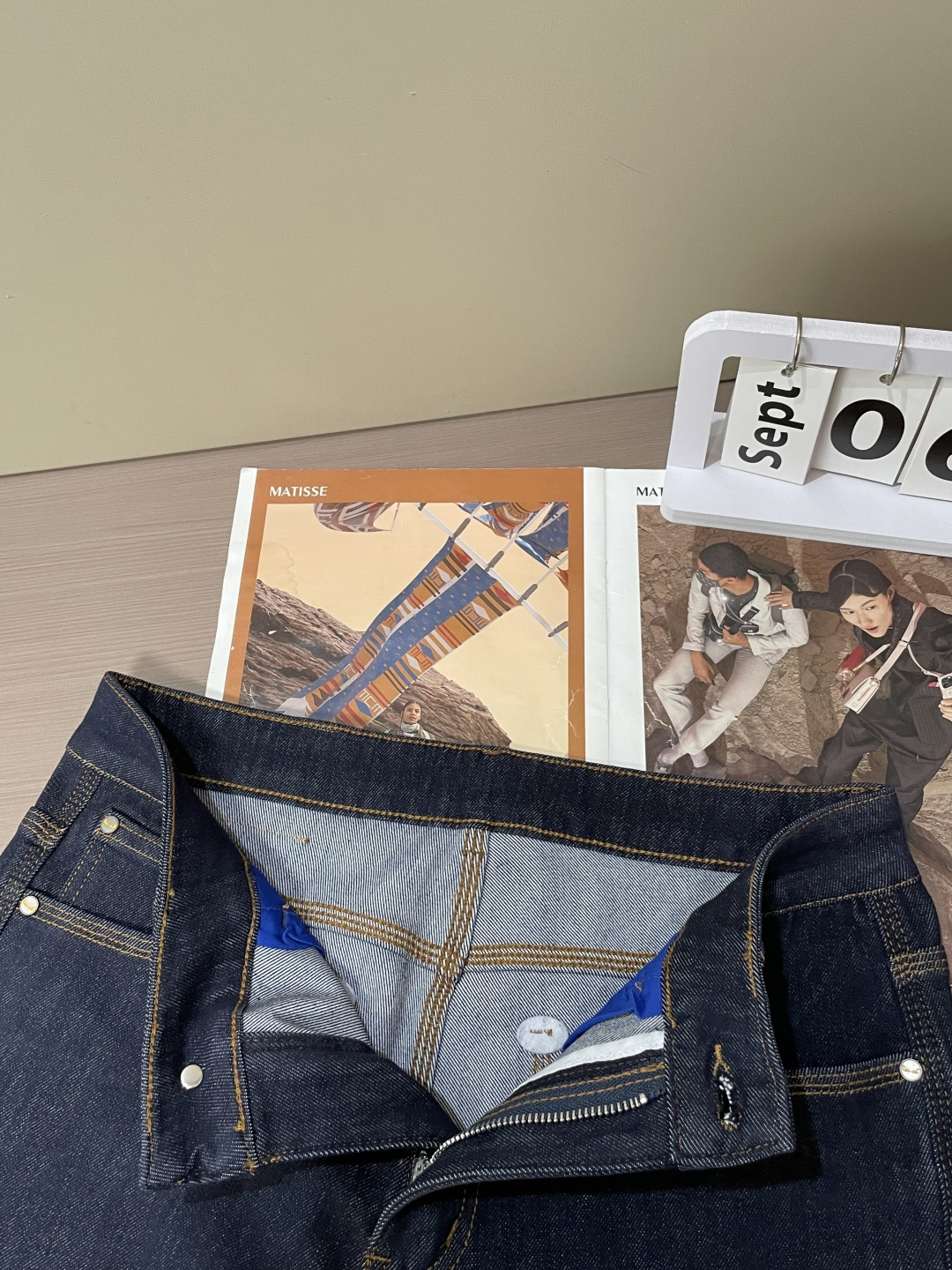 FD 2025新款！高端订制修身商务直筒牛仔裤 原版五金辅料 日常商务休闲都完全适用的款，上身效果超正，