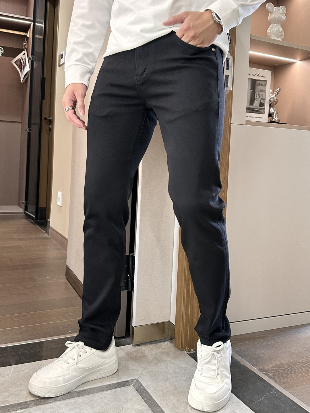 FD 2025新款！高端订制修身商务直筒牛仔裤 原版五金辅料 日常商务休闲都完全适用的款，上身效果超正，