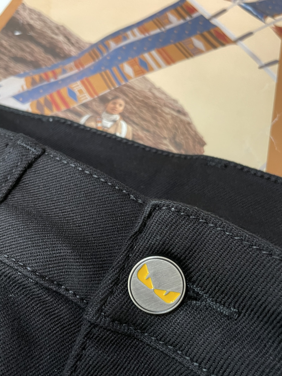 FD 2025新款！高端订制修身商务直筒牛仔裤 原版五金辅料 日常商务休闲都完全适用的款，上身效果超正，