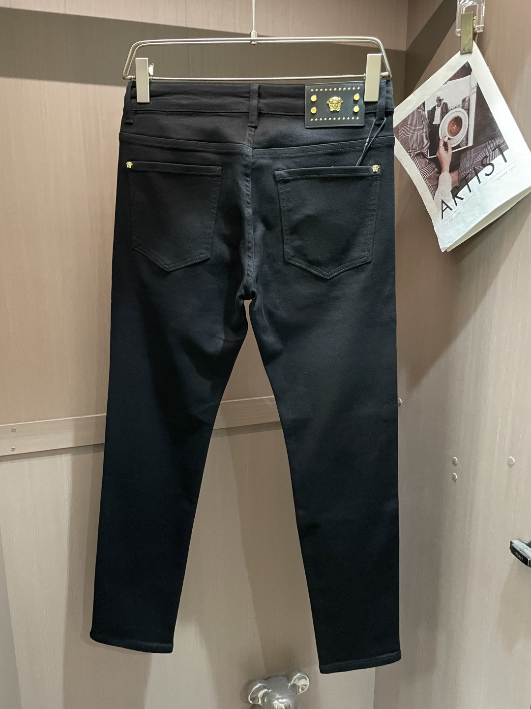 范思哲 2025新款！高端订制修身商务直筒牛仔裤 原版五金辅料 日常商务休闲都完全适用的款，上身效果超正