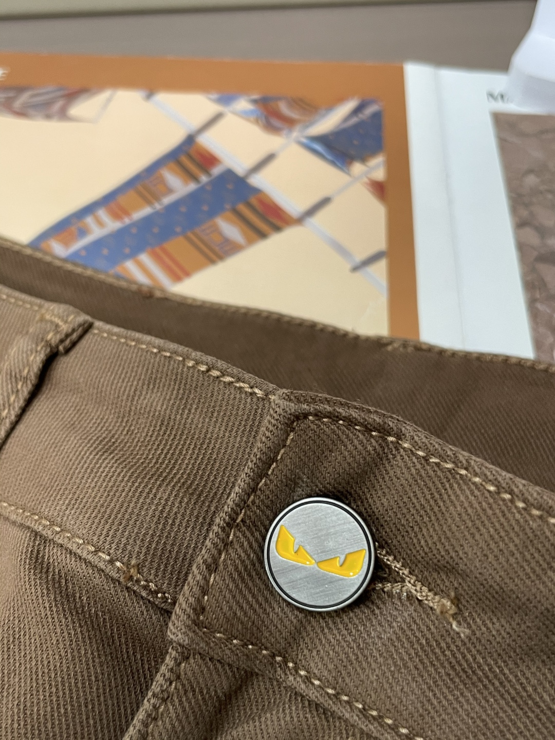 FD 2025新款！高端订制修身商务直筒牛仔裤 原版五金辅料 日常商务休闲都完全适用的款，上身效果超正，