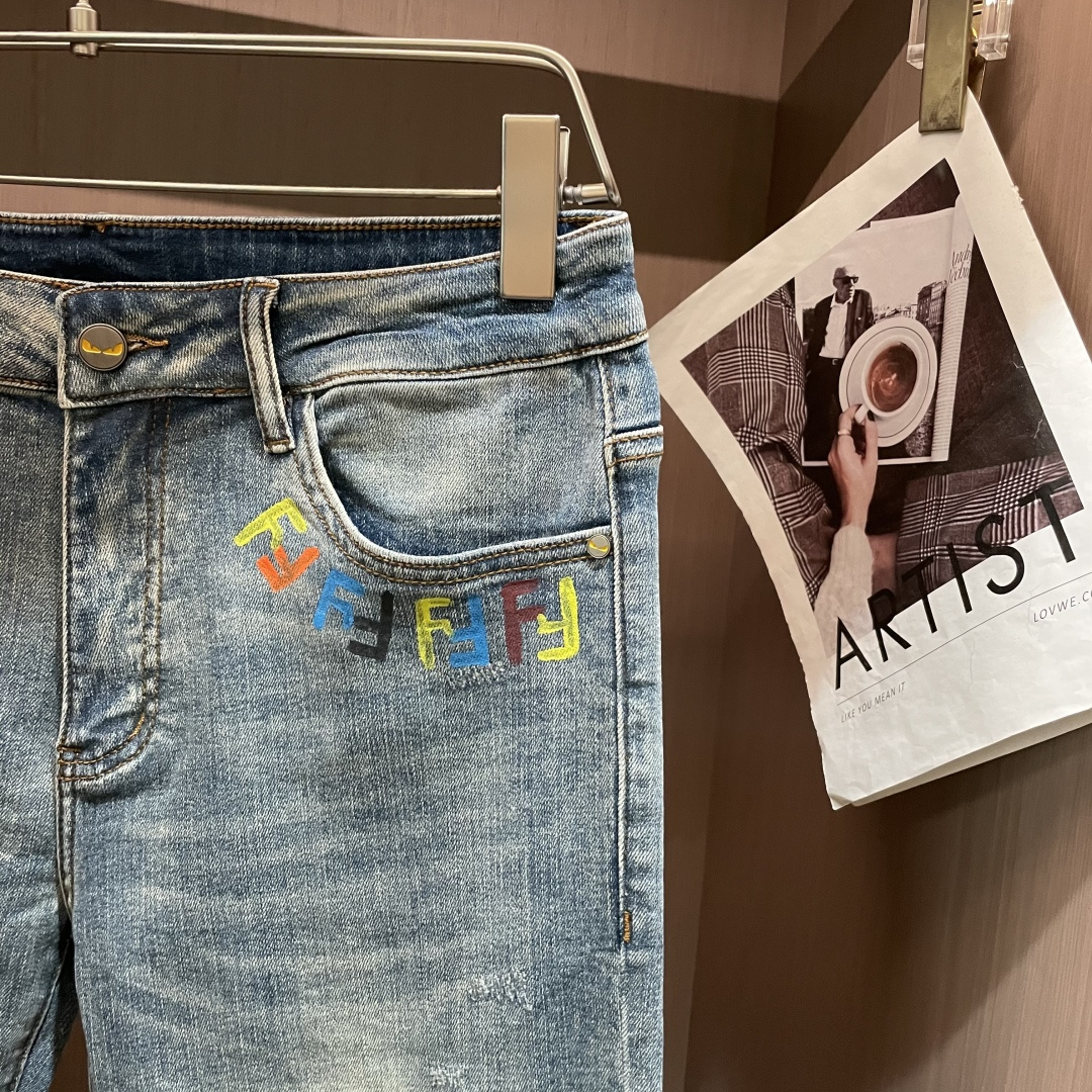 FD 2025新款！高端订制修身商务直筒牛仔裤 原版五金辅料 日常商务休闲都完全适用的款，上身效果超正，