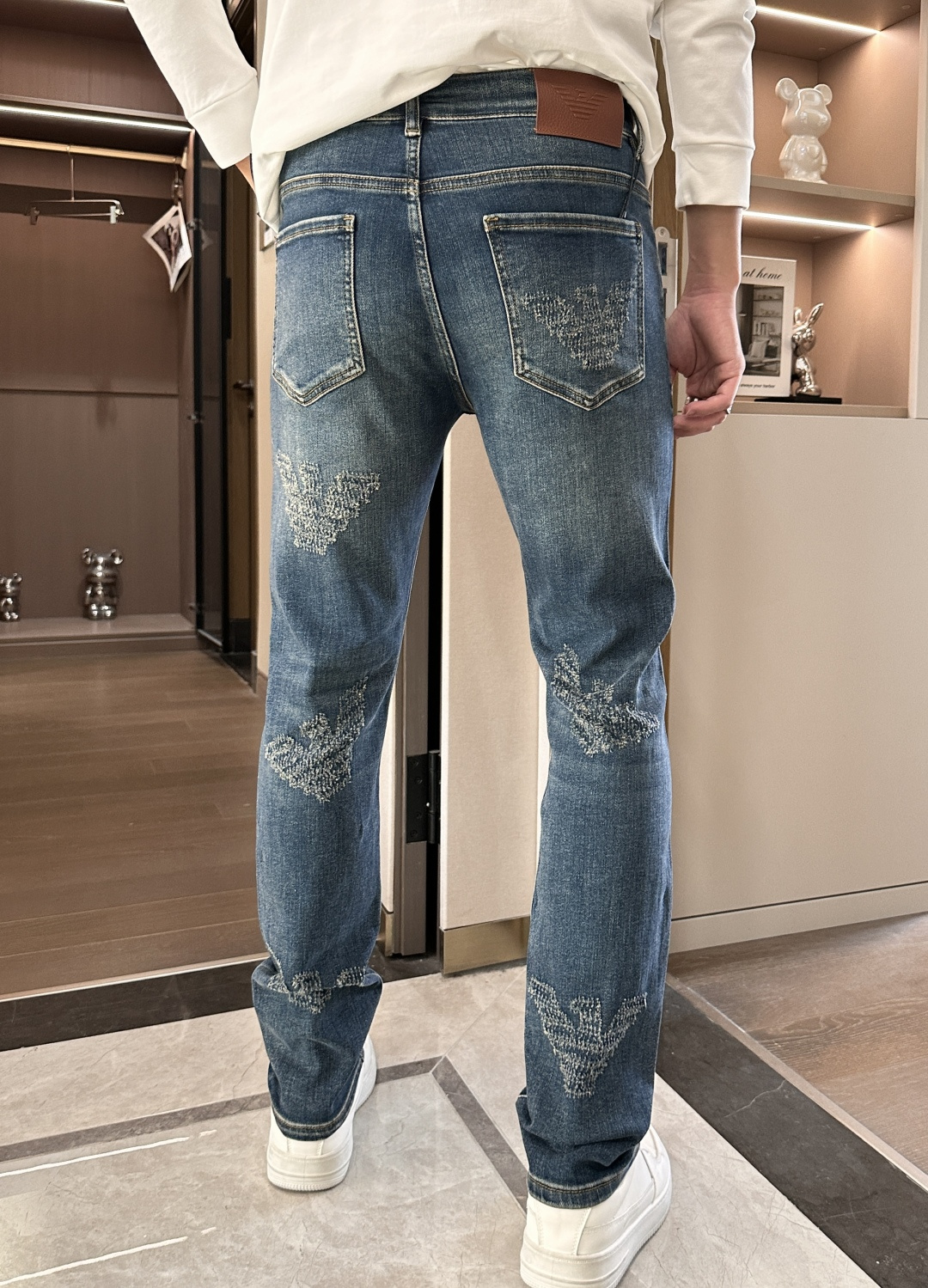 阿玛尼 2025新款！高端订制修身商务直筒牛仔裤 原版五金辅料 日常商务休闲都完全适用的款，上身效果超正