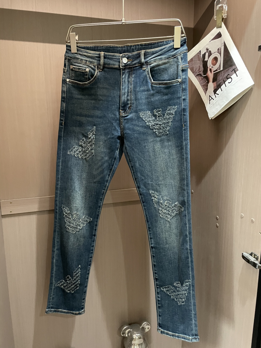 阿玛尼 2025新款！高端订制修身商务直筒牛仔裤 原版五金辅料 日常商务休闲都完全适用的款，上身效果超正