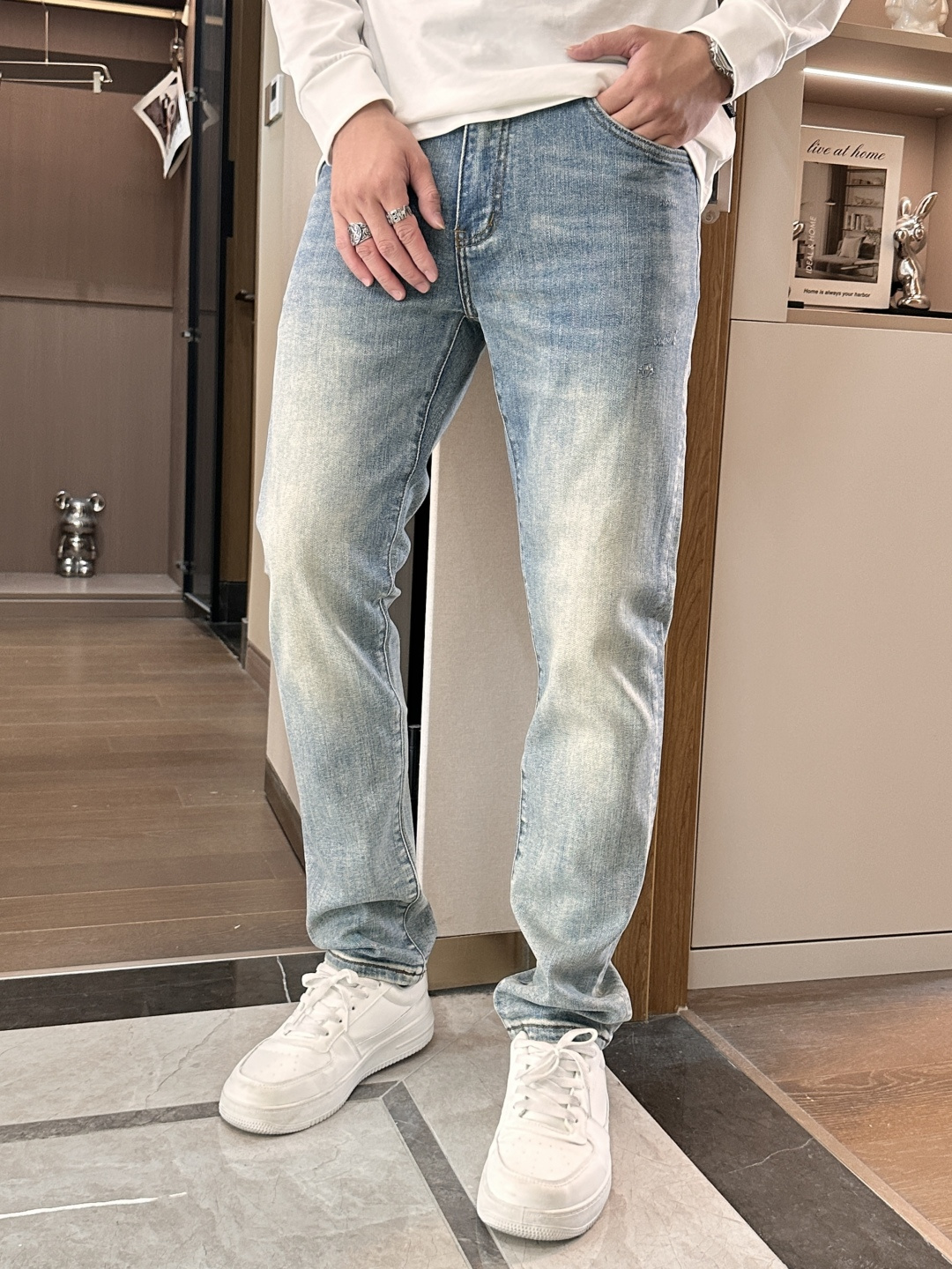 Bur 2025新款！高端订制修身商务直筒牛仔裤 原版五金辅料 日常商务休闲都完全适用的款，上身效果超正