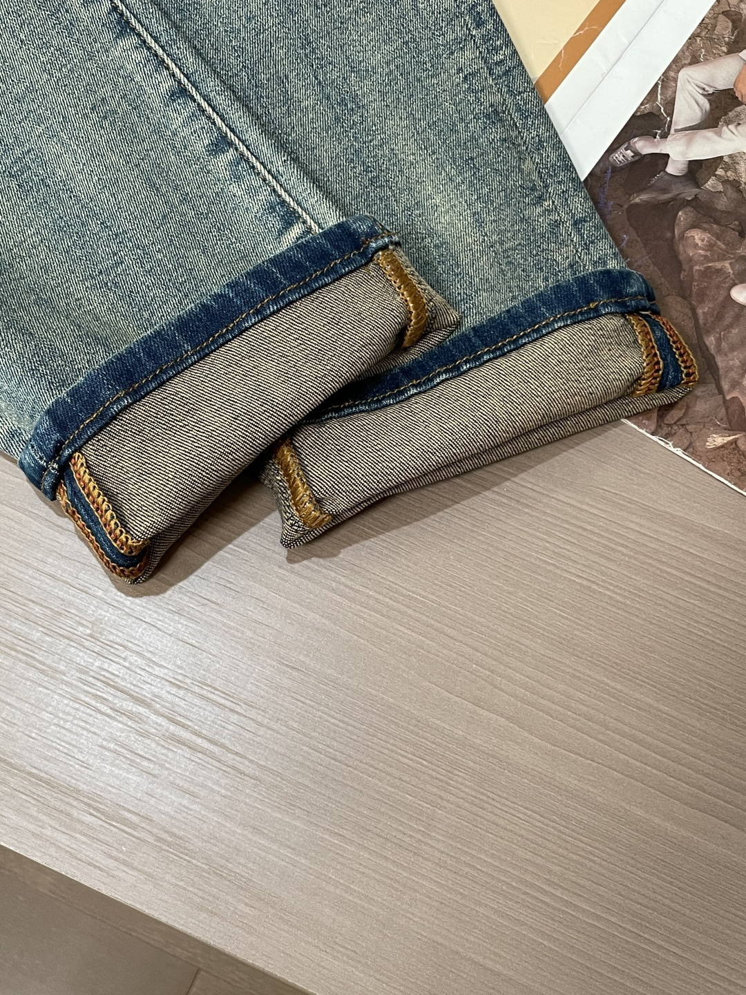 西太后 2025新款！高端订制修身商务直筒牛仔裤 原版五金辅料 日常商务休闲都完全适用的款，上身效果超正