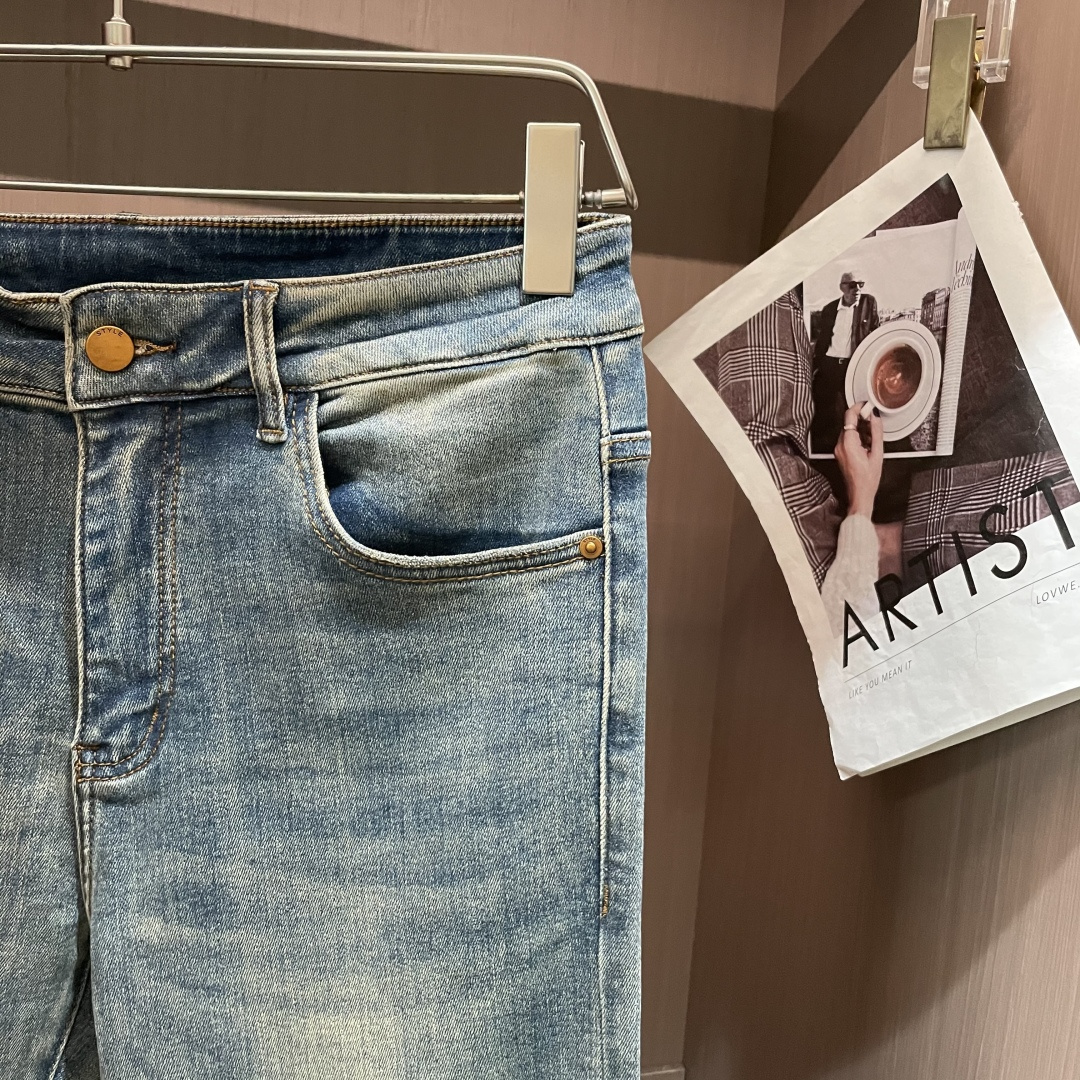 西太后 2025新款！高端订制修身商务直筒牛仔裤 原版五金辅料 日常商务休闲都完全适用的款，上身效果超正