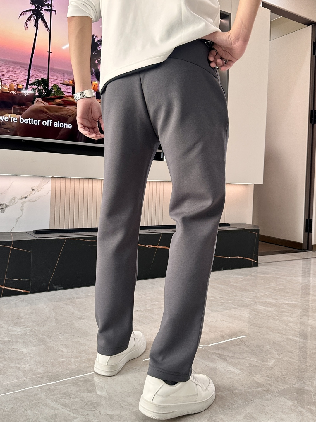 迪桑特 2025秋冬最新休闲裤 潮人必备 版型超赞，能很好的修复各种腿型，非常个性！柔软排汗，舒适度极高