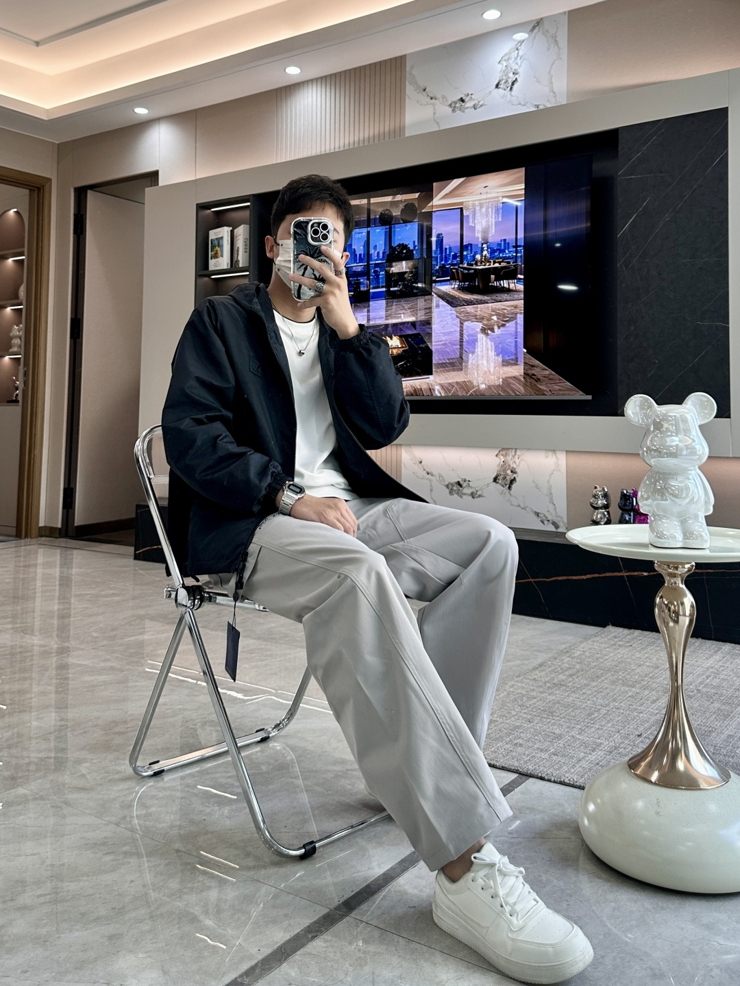 Lv 官网同款，三标齐全，提前发售 2025ss秋冬新款男士夹克外套，原单三标齐全高端版本 专柜定制面料