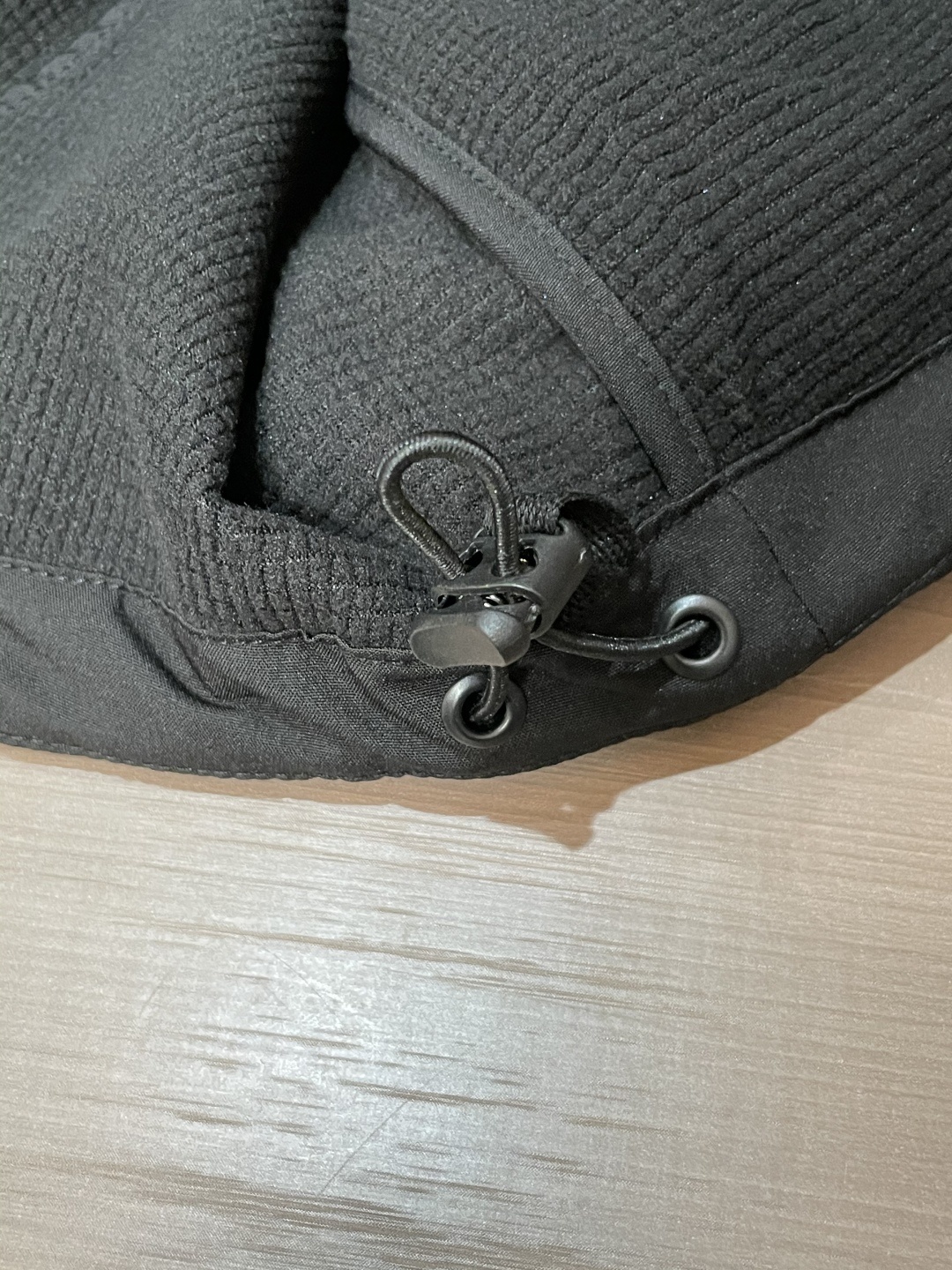 Arcteryx/始祖鸟 2025春秋新款软壳连帽夹克冲锋衣外套这款GAMMALT夹克采用轻薄耐磨的WE