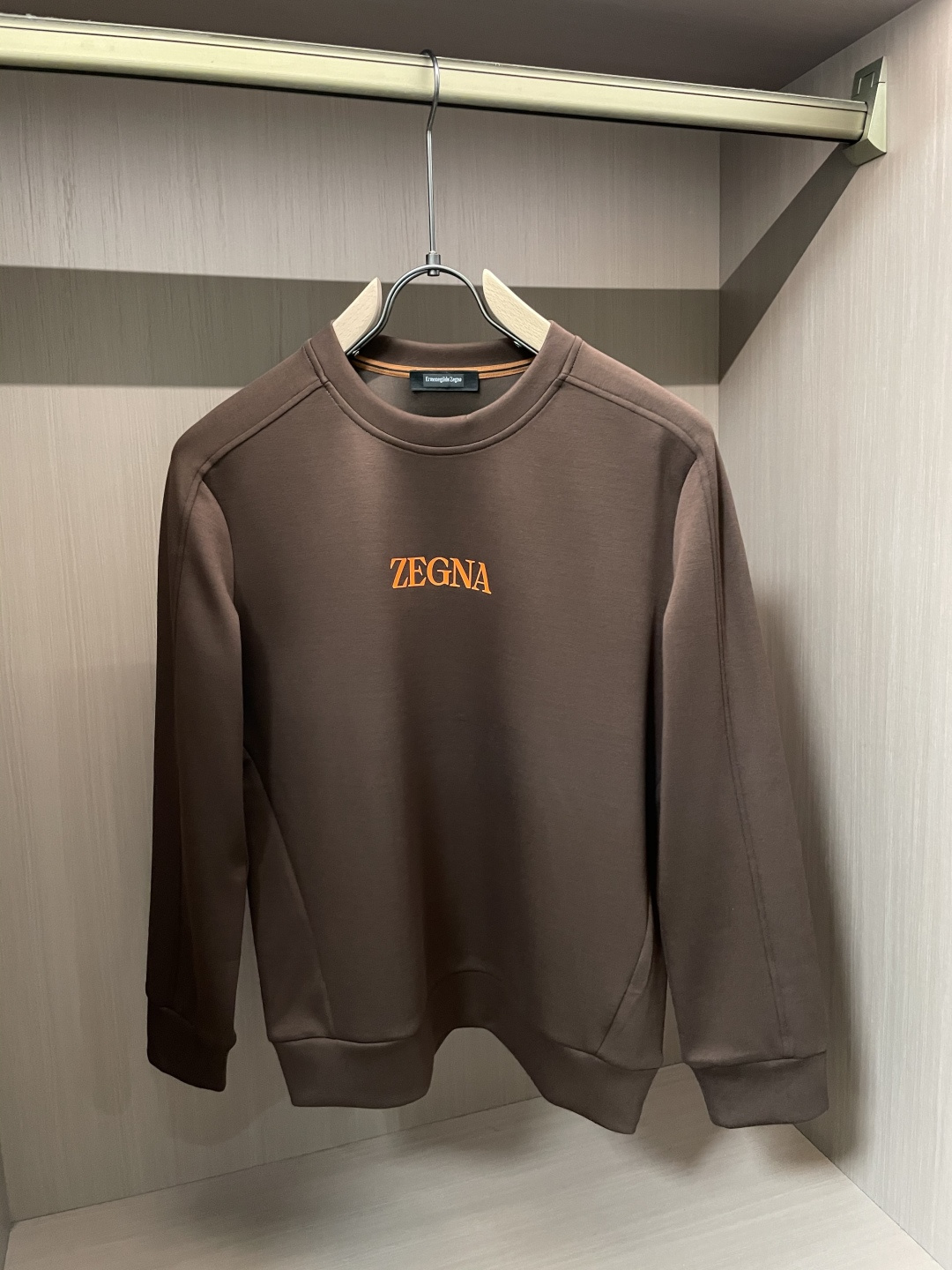 杰尼亚 25秋冬家族男士高端圆领运动长袖卫衣，香港洋行渠道货，纯正血统品质，25年秋冬 新款，经典王牌系