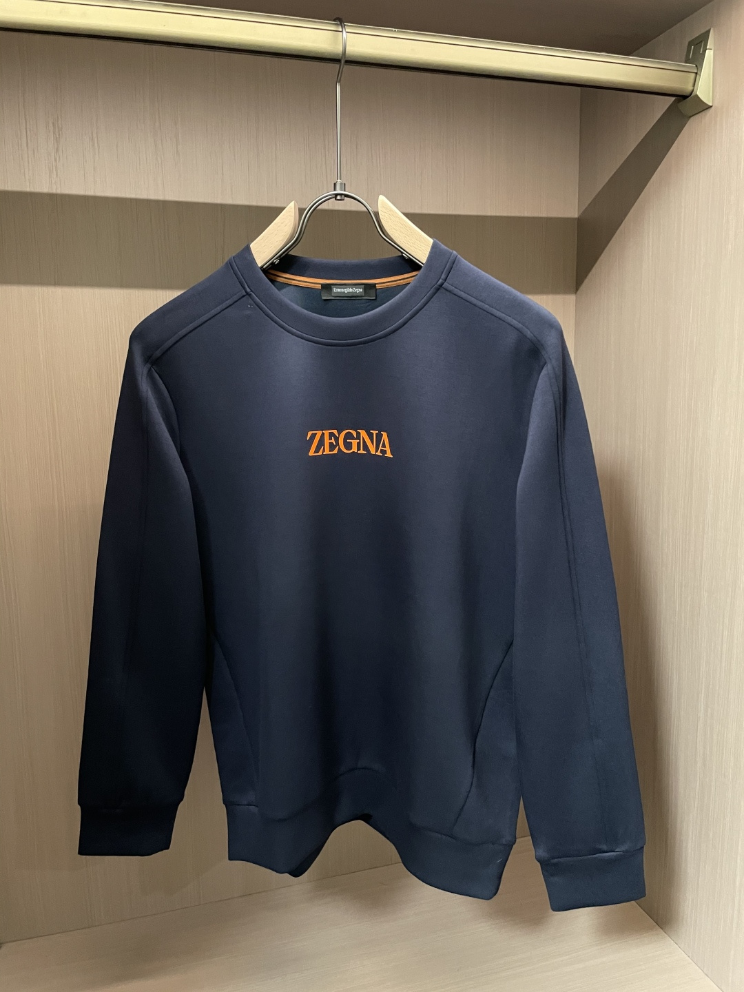 杰尼亚 25秋冬家族男士高端圆领运动长袖卫衣，香港洋行渠道货，纯正血统品质，25年秋冬 新款，经典王牌系