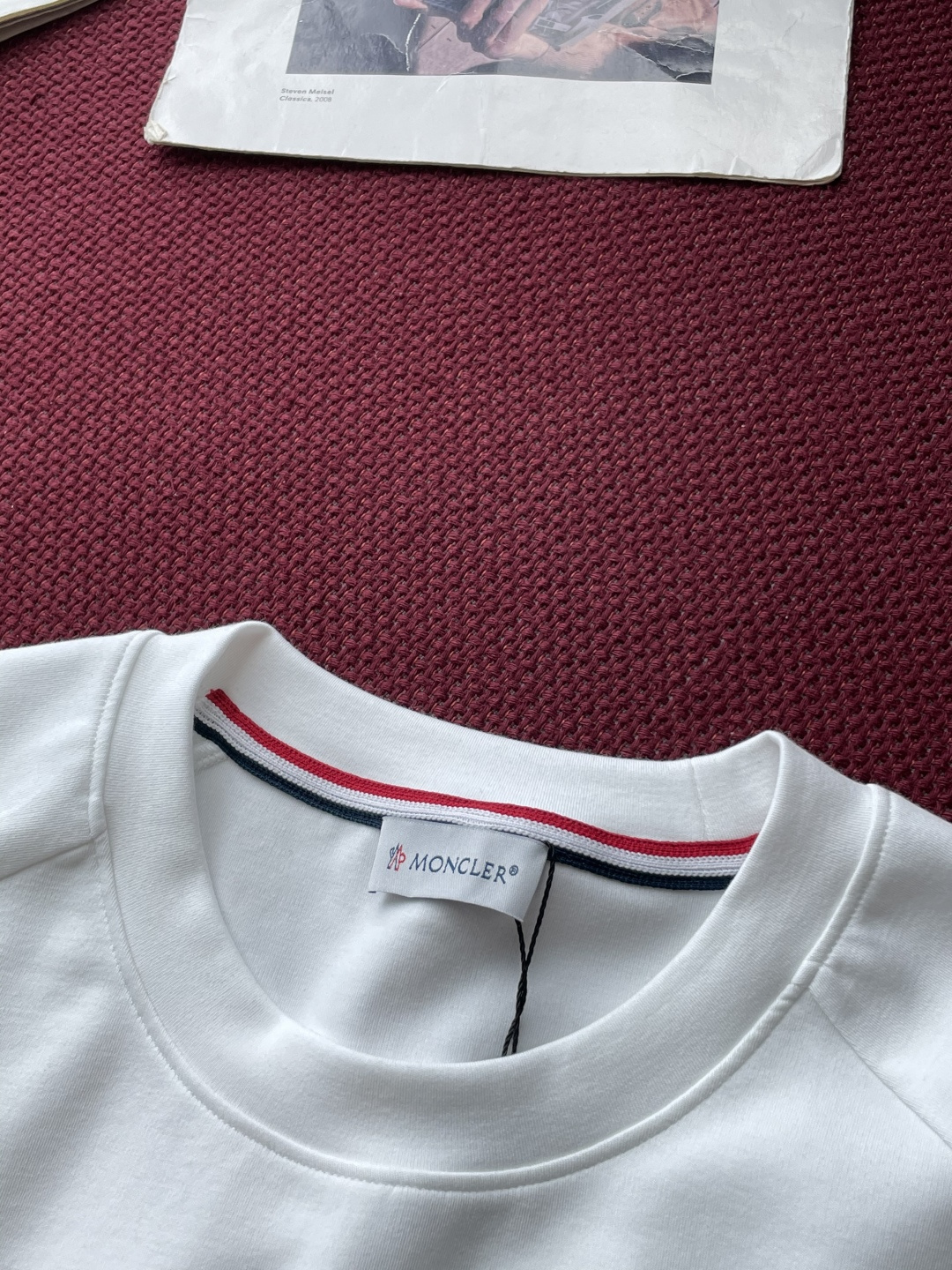 蒙口 2025秋冬 男士短袖 专柜的最经典系列 最简单基础的经典款 很简单 重点看面料这次我们拿到的原厂