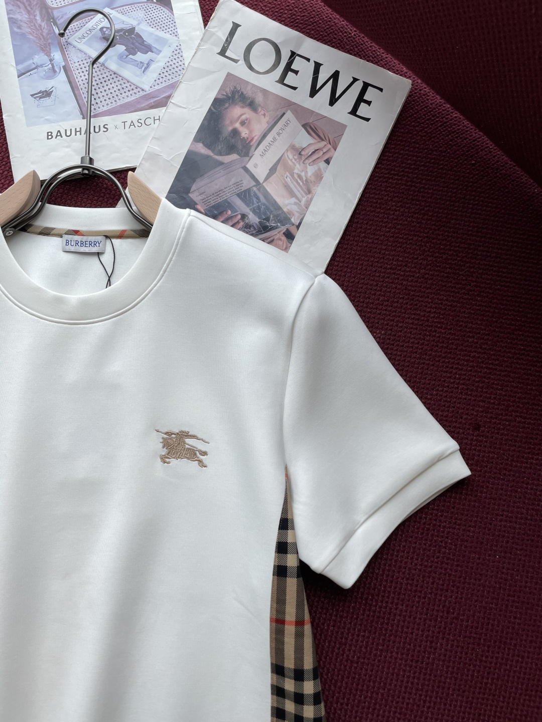 Bur 2025秋冬 男士短袖 专柜的最经典系列 最简单基础的经典款 很简单 重点看面料这次我们拿到的原