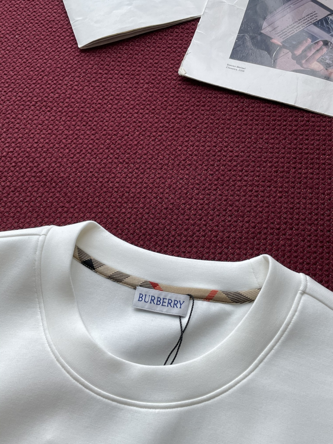 Bur 2025秋冬 男士短袖 专柜的最经典系列 最简单基础的经典款 很简单 重点看面料这次我们拿到的原