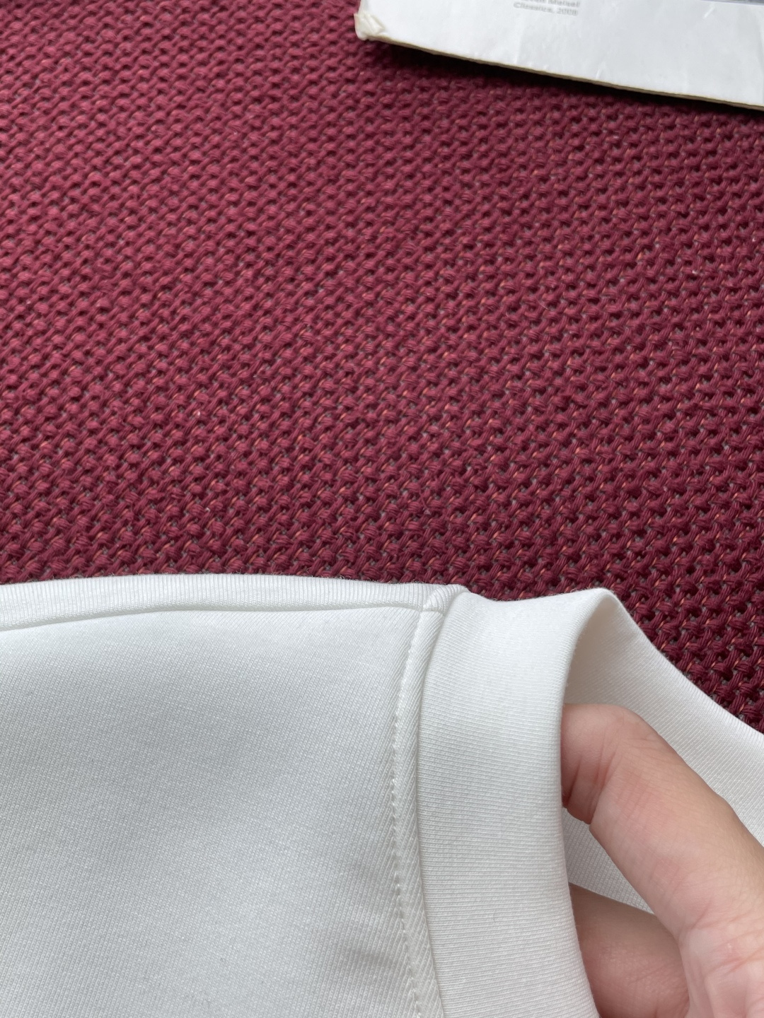 Prad 2025秋冬 男士短袖 专柜的最经典系列 最简单基础的经典款 很简单 重点看面料这次我们拿到的