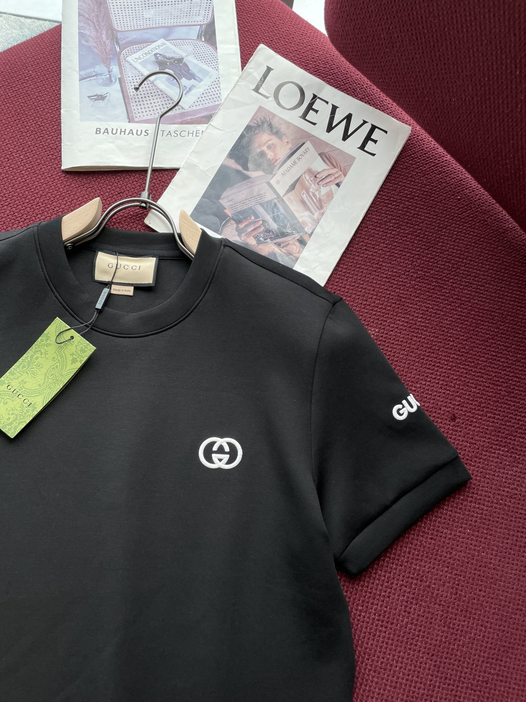 Gucc 2025秋冬 男士短袖 专柜的最经典系列 最简单基础的经典款 很简单 重点看面料这次我们拿到的