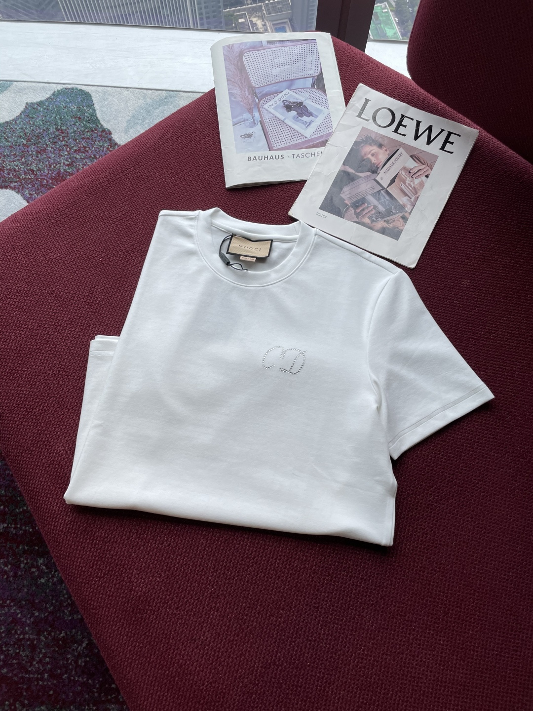 Gucc 2025秋冬 男士短袖 专柜的最经典系列 最简单基础的经典款 很简单 重点看面料这次我们拿到的