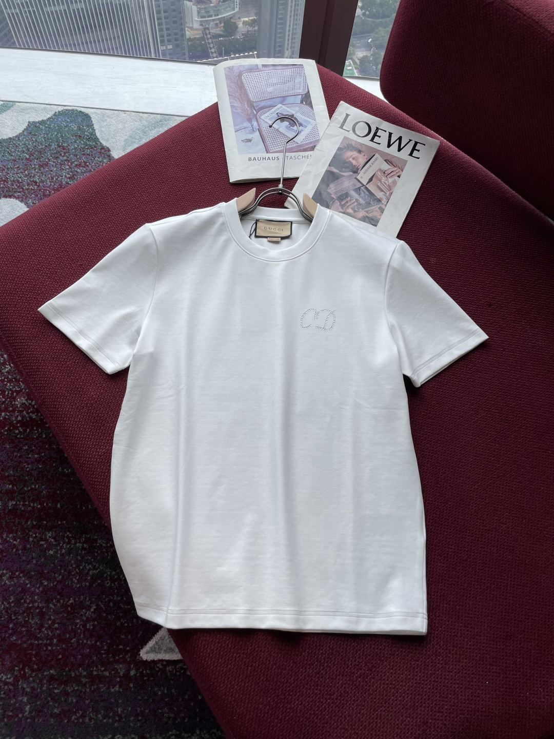 Gucc 2025秋冬 男士短袖 专柜的最经典系列 最简单基础的经典款 很简单 重点看面料这次我们拿到的