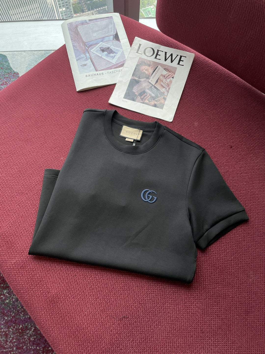 Gucc 2025秋冬 男士短袖 专柜的最经典系列 最简单基础的经典款 很简单 重点看面料这次我们拿到的