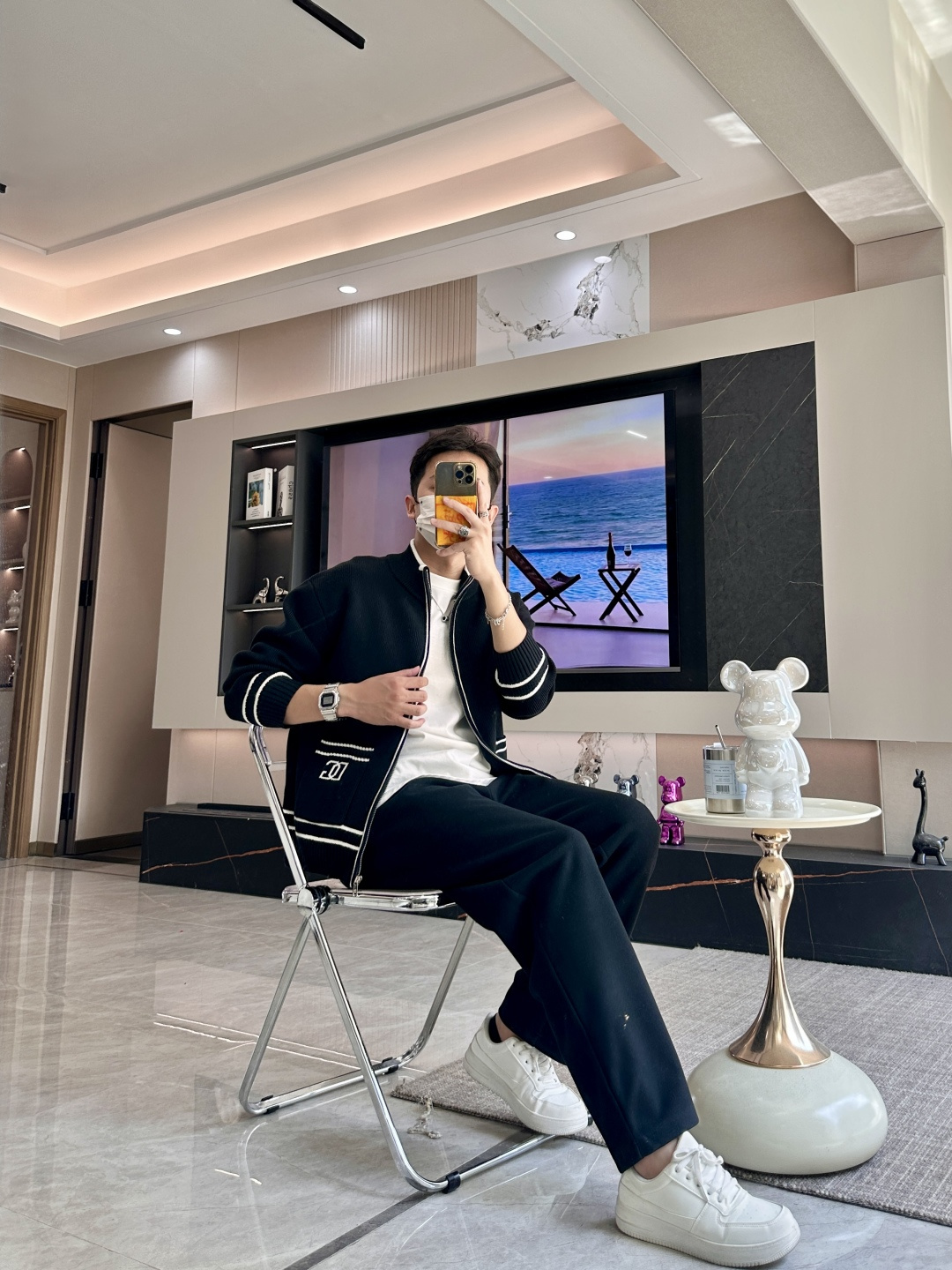 DG 爆款 2025秋冬 高级定制 都市风十足 加厚款开衫毛衣。 采用进口羊毛混纺面料 柔软细腻 男人的