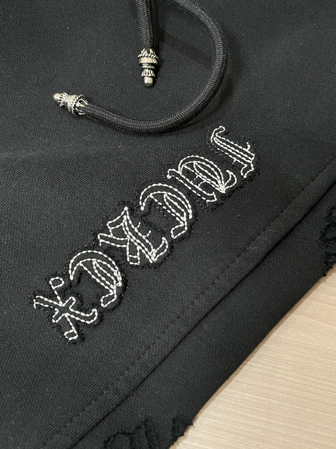 克罗心 2025秋冬最新休闲裤 潮人必备 版型超赞，能很好的修复各种腿型，非常个性！柔软排汗，舒适度极高