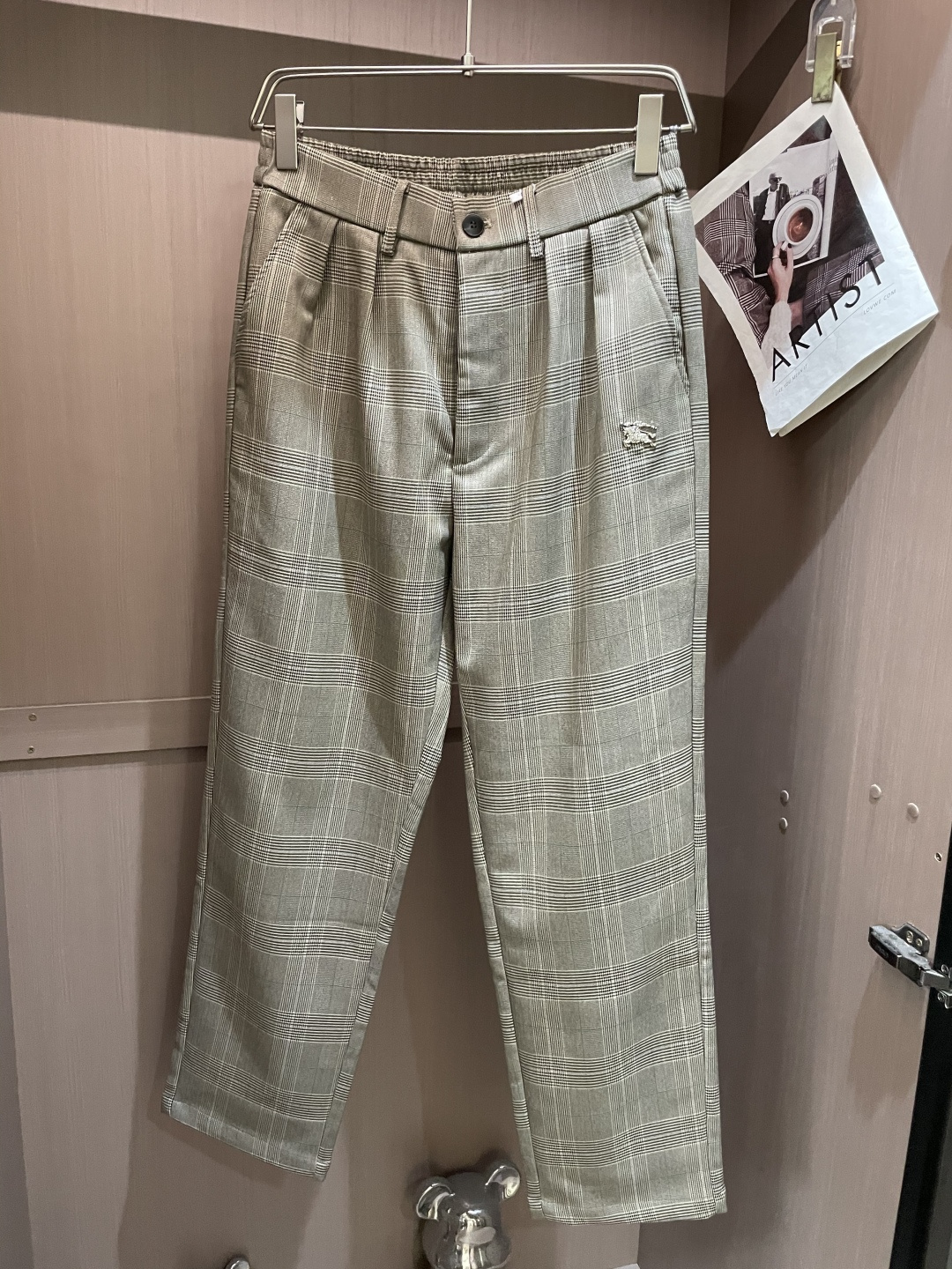 Bur 2025秋冬最新休闲西裤 潮人必备 版型超赞，能很好的修复各种腿型，非常个性！柔软排汗，舒适度极