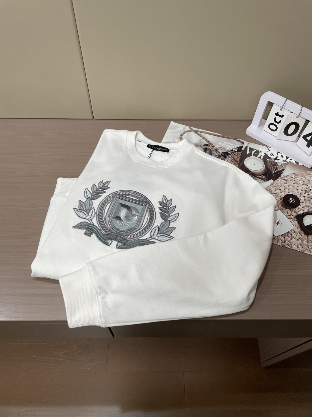 DG /秋冬新品  定制顶级卫衣棉，面料特别有质感，重工刺绣！冬季必备单品，保暖性好。男女通穿，细节到位，版型超赞，上身