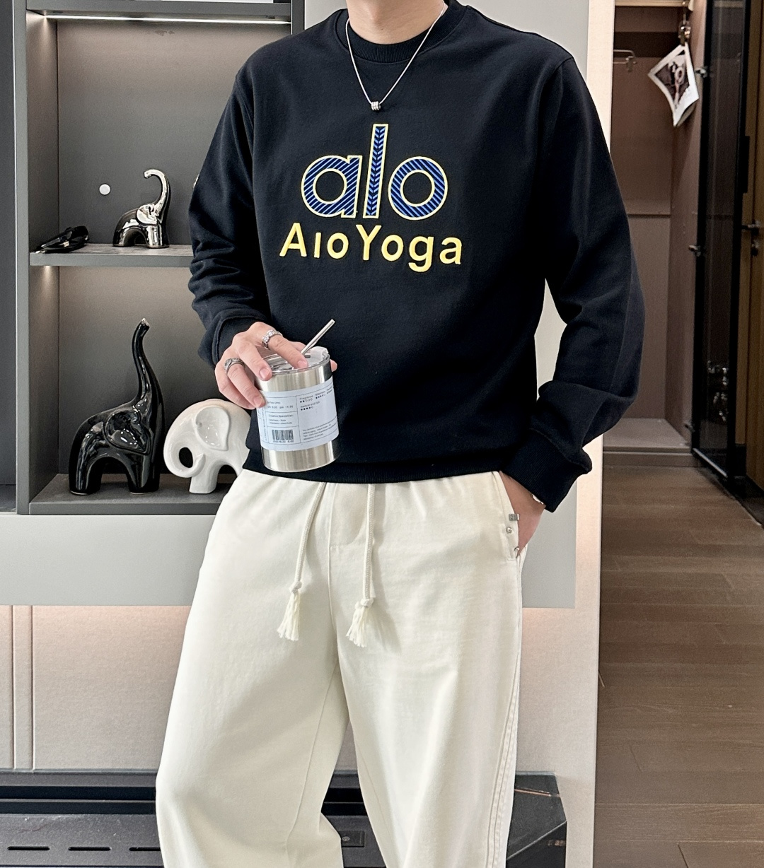 NO:571826,alo / 2025 autumn and winter new products Customized top-quality sweatshirt cotton, the fabric has a special texture and heavy embroidery!  A must-have item in winter, it has good warmth retention. It can be worn by both men and women, the details are in place, the shape is awesome, and the upper body effect is very good!  A versatile item!  Size M-XXL,,hoodie,sweatshirts,alexander wang19860909alo /2025秋冬新品 定制顶级卫衣棉,面料特别有质感,重工刺绣！冬季必备单品,保暖性好.男女通穿,细节到位,版型超赞,上身效果非常好！百搭单品！尺码M-XXL,,hoodie,sweatshirts,alexander wang,Men's clothing