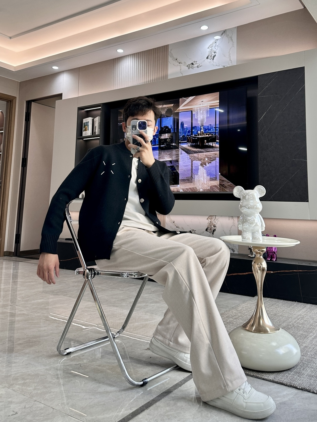 马吉拉 FW25秋冬新品经典开衫毛衣-对色定染羊毛混纺棉纱线，高克重高密度超高品质，毛料柔软细腻亲肤，触