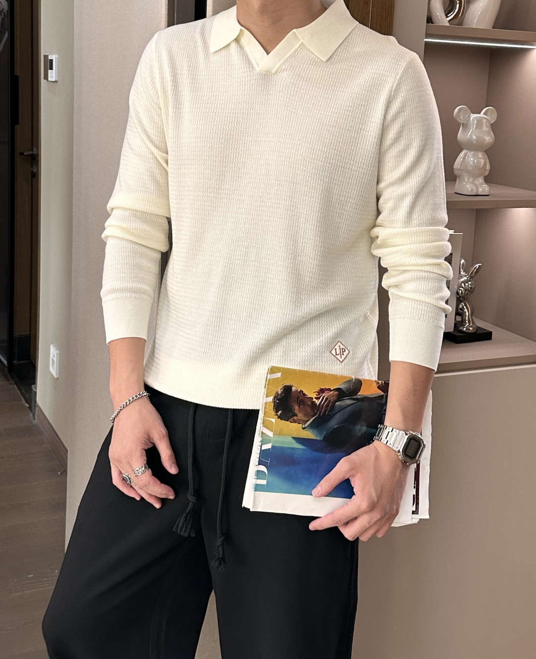 lP🆕家 2025春夏最新男士无纽扣翻领长袖针织衫，精选羊毛羊绒混纺面料制成， 80支超柔织物，14针密