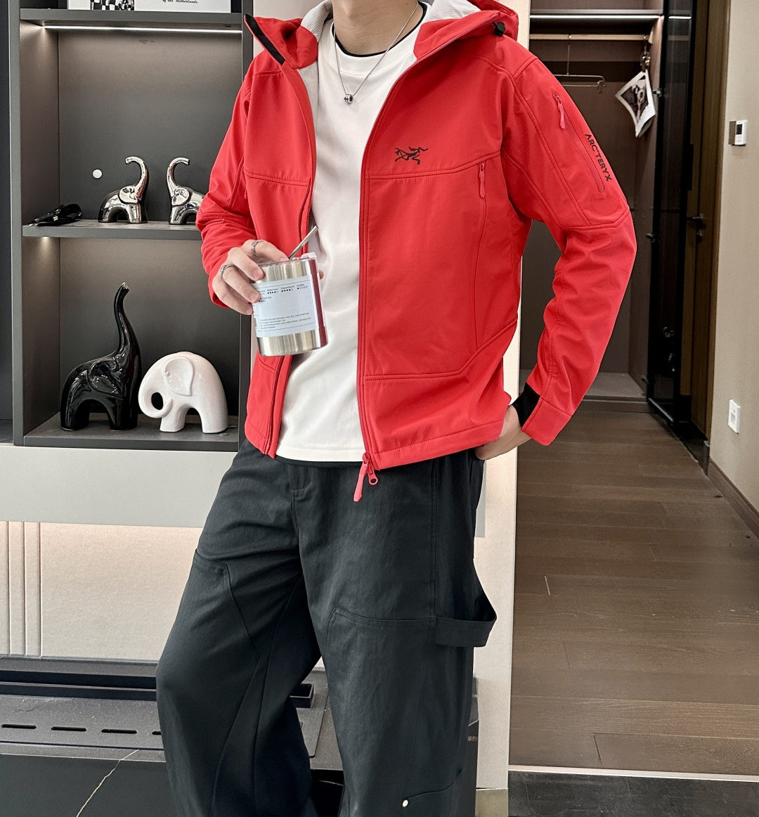 Arcteryx/始祖鸟 2025春秋新款软壳连帽夹克冲锋衣外套这款GAMMALT夹克采用轻薄耐磨的WE