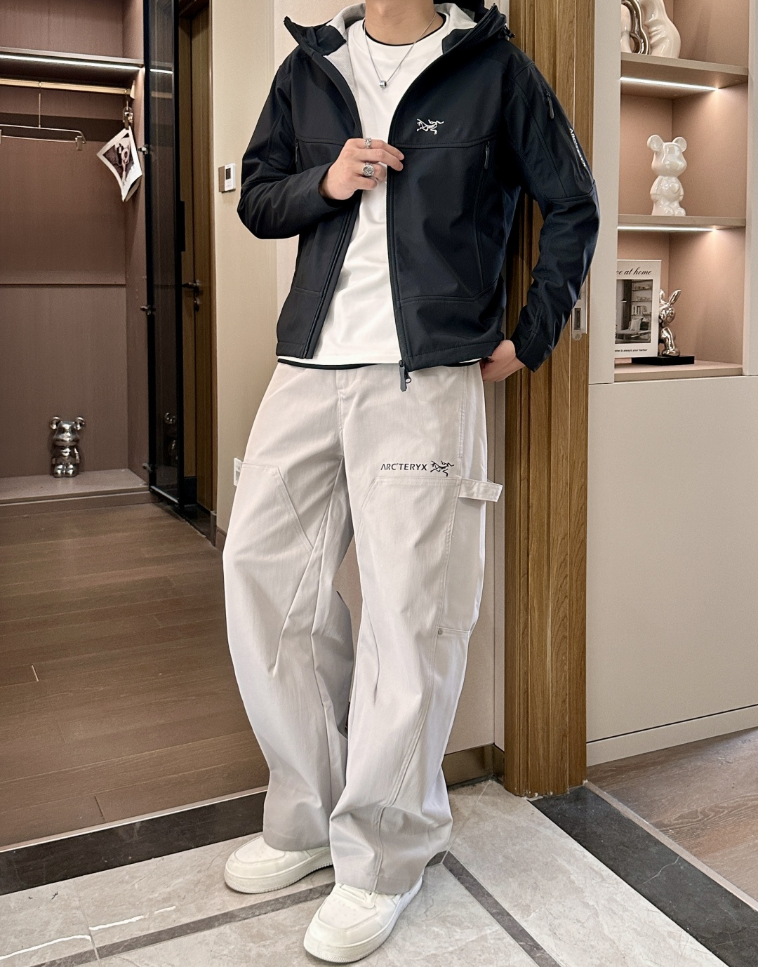 Arcteryx/始祖鸟 2025春秋新款软壳连帽夹克冲锋衣外套这款GAMMALT夹克采用轻薄耐磨的WE