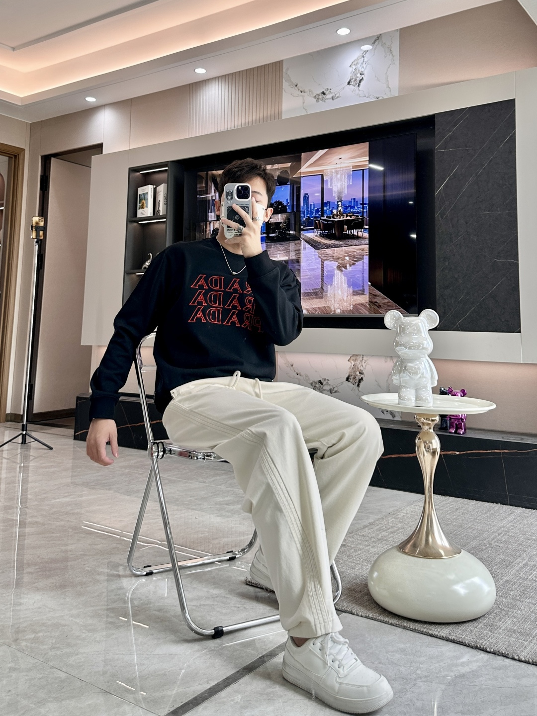 Prad/秋冬新品 定制顶级卫衣棉,面料特别有质感,重工刺绣!冬季必备单品,保暖性好。男女通穿,细节到位,版型超赞,上 Prad/秋冬新品 定制顶级卫衣棉,面料特别有质感,重工刺绣!冬季必备单品,保暖性好。男女通穿,细节到位,版型超赞,上