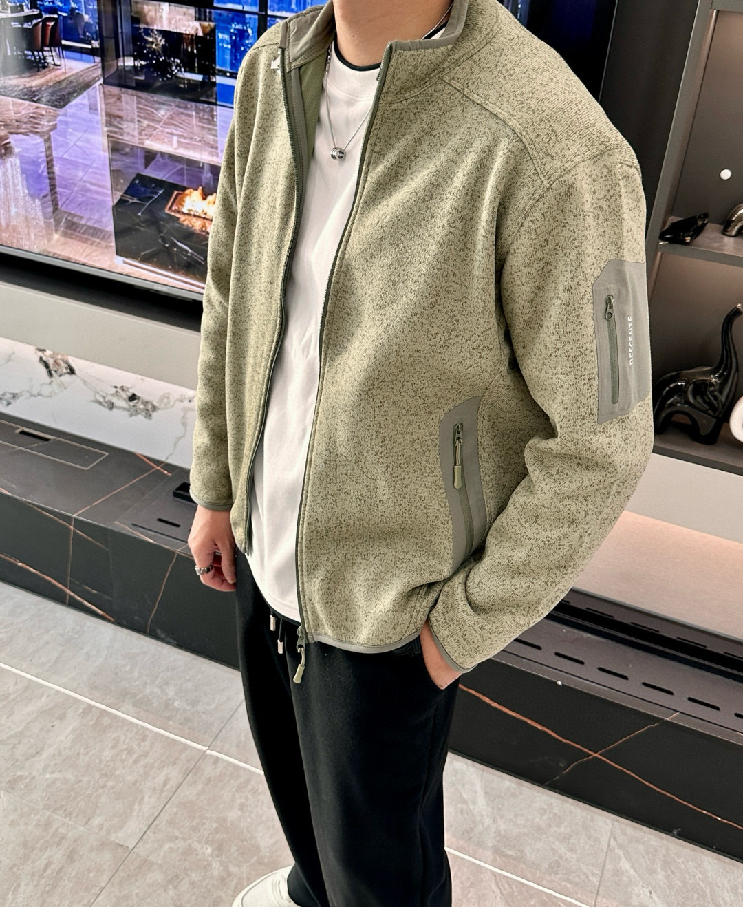 Descente 迪桑特 春季户外运动休闲抓绒夹克外套，新款春季夹克外套，做工精美，不管是材质还是细节还