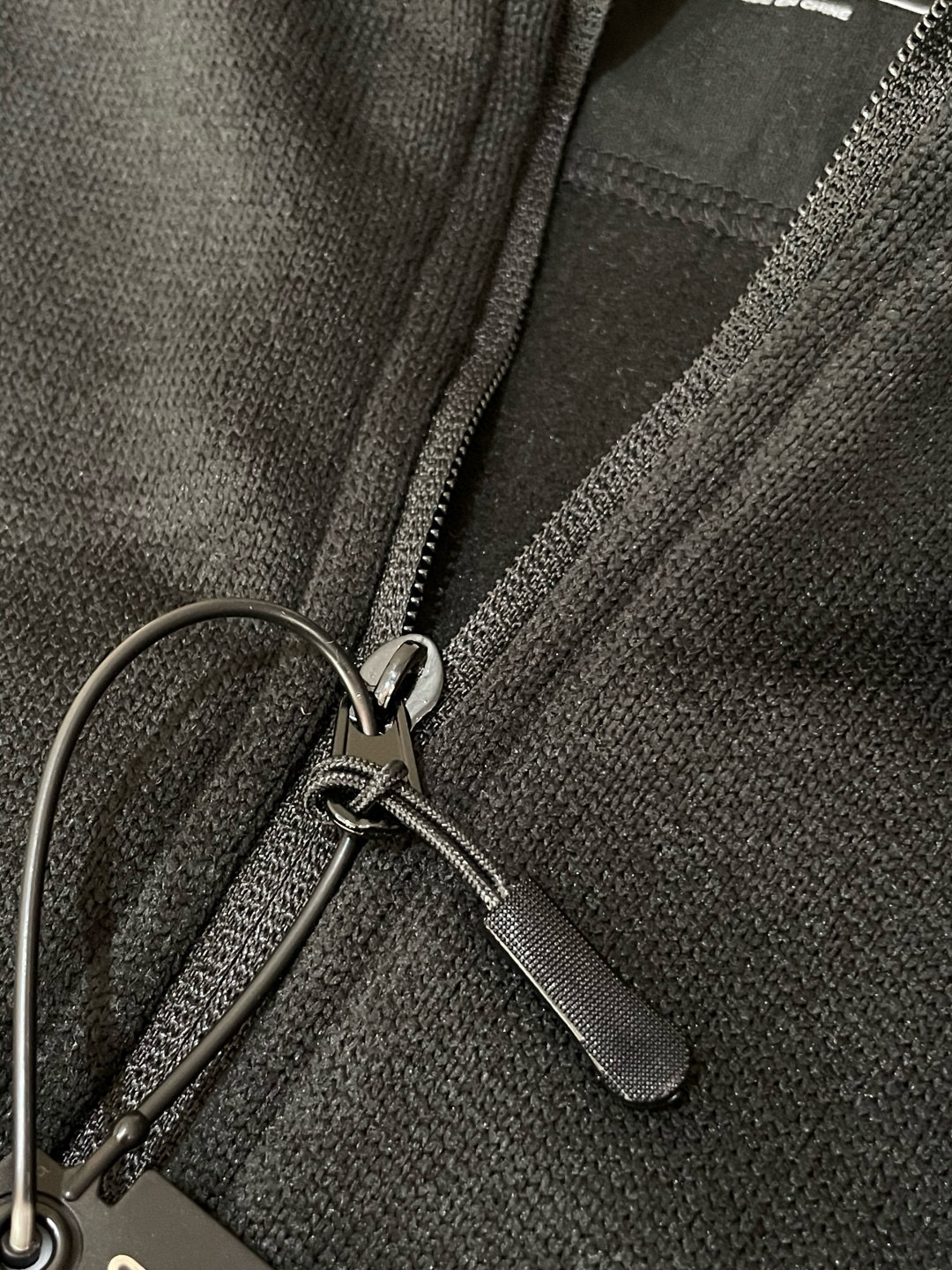 Descente 迪桑特 春季户外运动休闲抓绒夹克外套，新款春季夹克外套，做工精美，不管是材质还是细节还