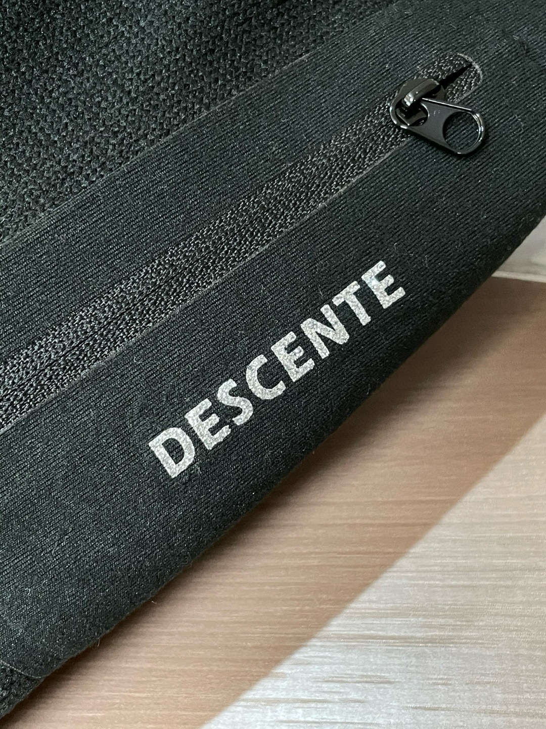 Descente 迪桑特 春季户外运动休闲抓绒夹克外套，新款春季夹克外套，做工精美，不管是材质还是细节还