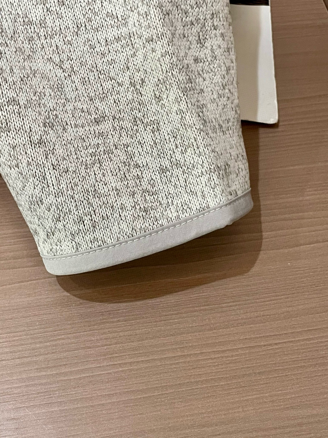 Descente 迪桑特 春季户外运动休闲抓绒夹克外套，新款春季夹克外套，做工精美，不管是材质还是细节还