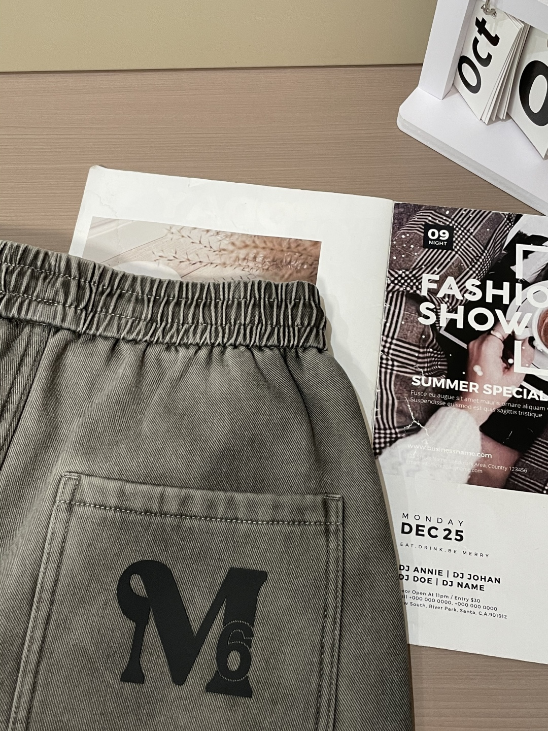 · 马吉拉 2025秋冬最新系列男士加厚休闲裤！内里加绒，非常保暖，北方的宝子们赶紧备上！采用客供弹力柔