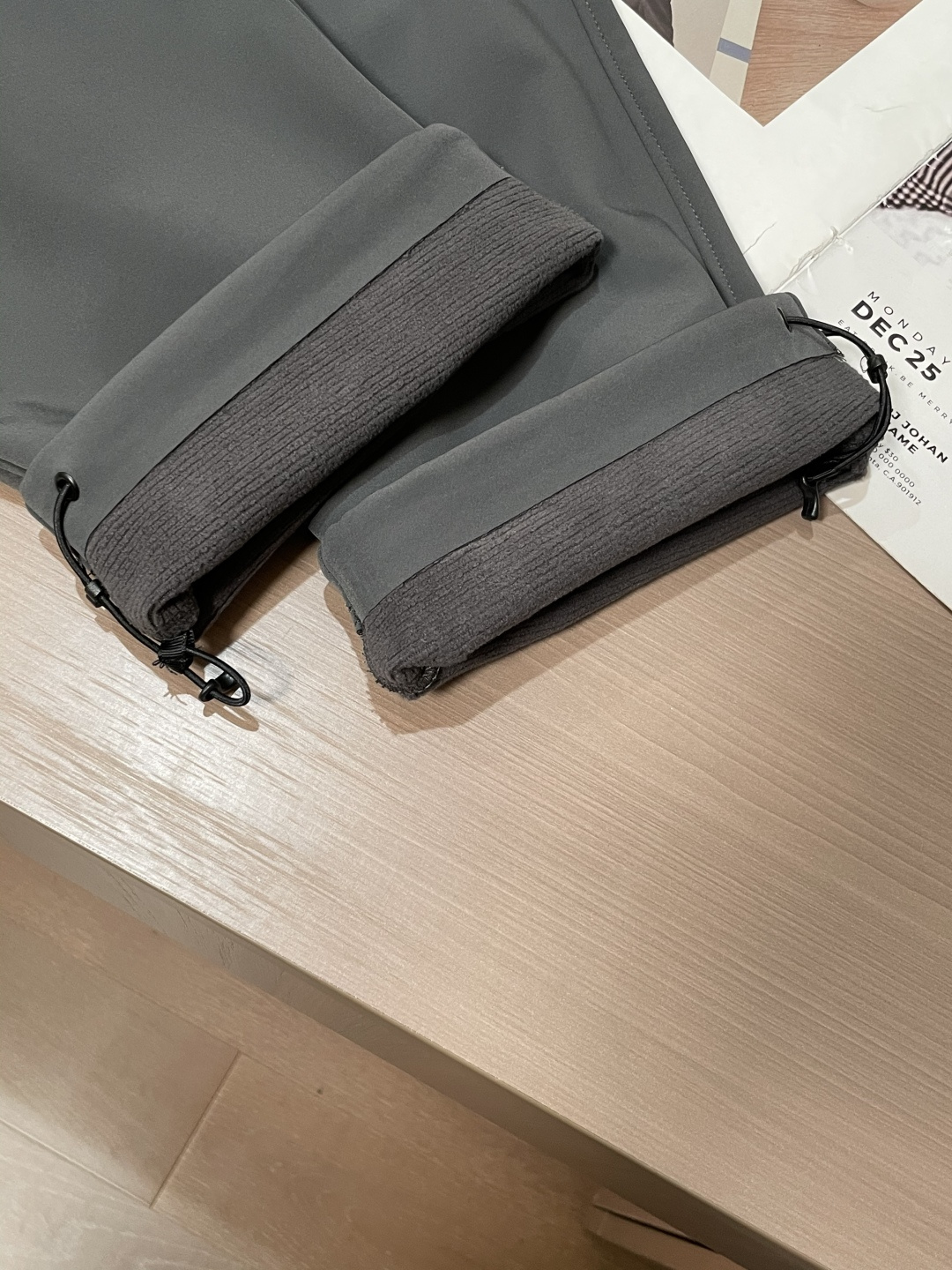 迪桑特 男士休闲裤👍速干面料休闲裤，最新款上身版型无敌正！绝对可以闭眼收的一款此款裤子非常百搭，弹力腰围