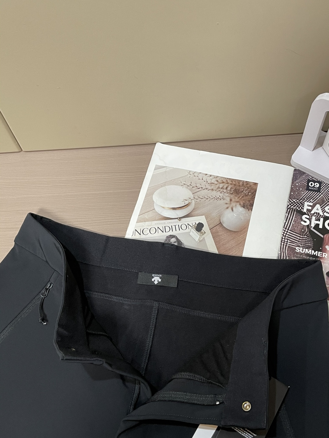 迪桑特 男士休闲裤👍速干面料休闲裤，最新款上身版型无敌正！绝对可以闭眼收的一款此款裤子非常百搭，弹力腰围