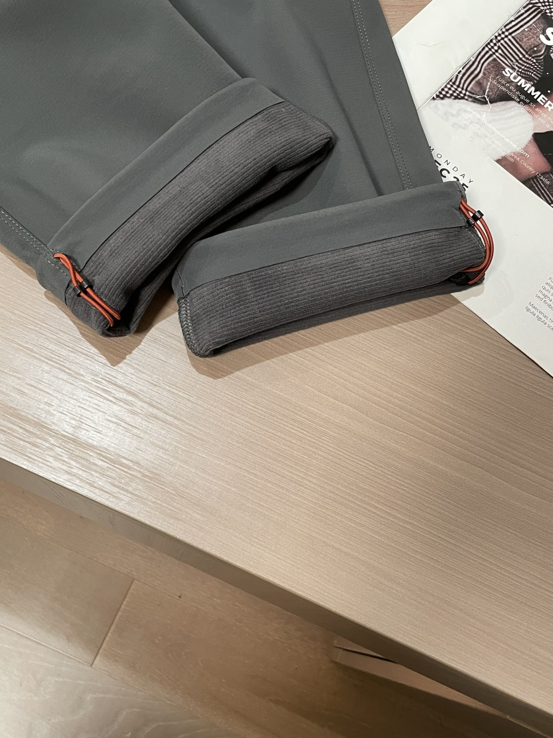 可隆 男士休闲裤👍速干面料休闲裤，最新款上身版型无敌正！绝对可以闭眼收的一款此款裤子非常百搭，弹力腰围,