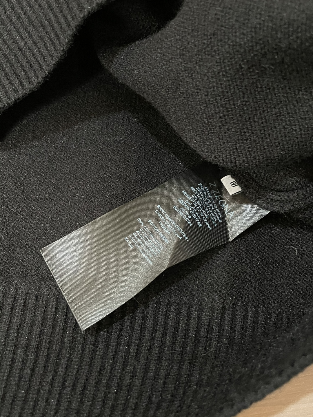 杰尼亚 毛衣 秋冬最新系列，专柜1:1顶级复刻，全品相！加厚款，潮人必备单品！懂货的老铁赶紧下手，面料：100%羊毛 尺