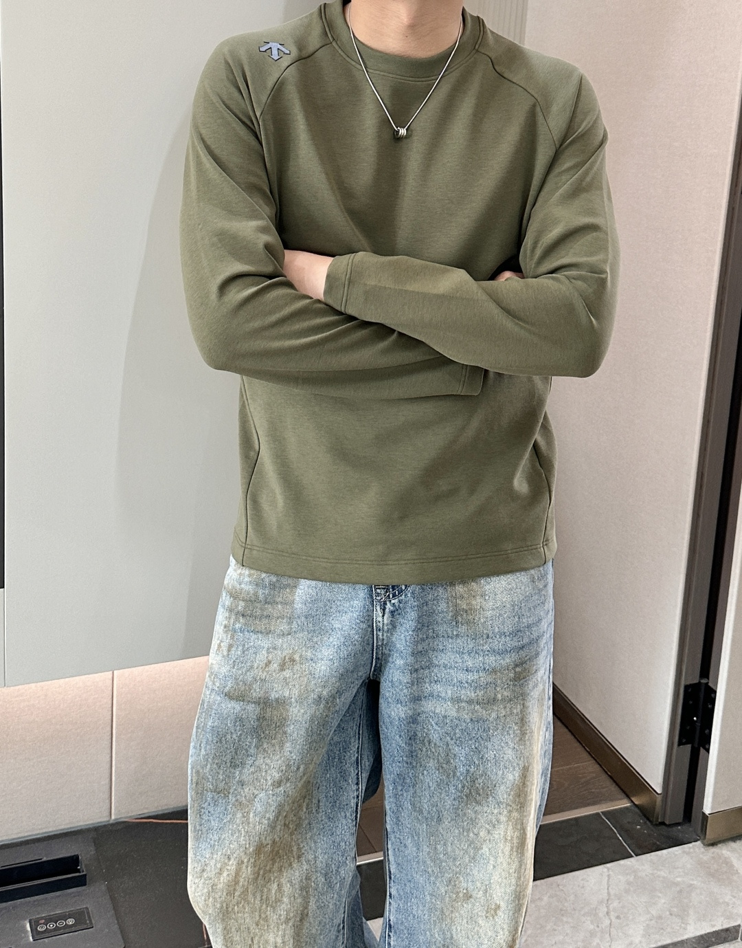 迪桑特 2025ss新品时尚休闲单穿商务高档材质长袖舒适保暖！抗起球👍🏼不刺激皮肤，可贴身穿，奢华经典元