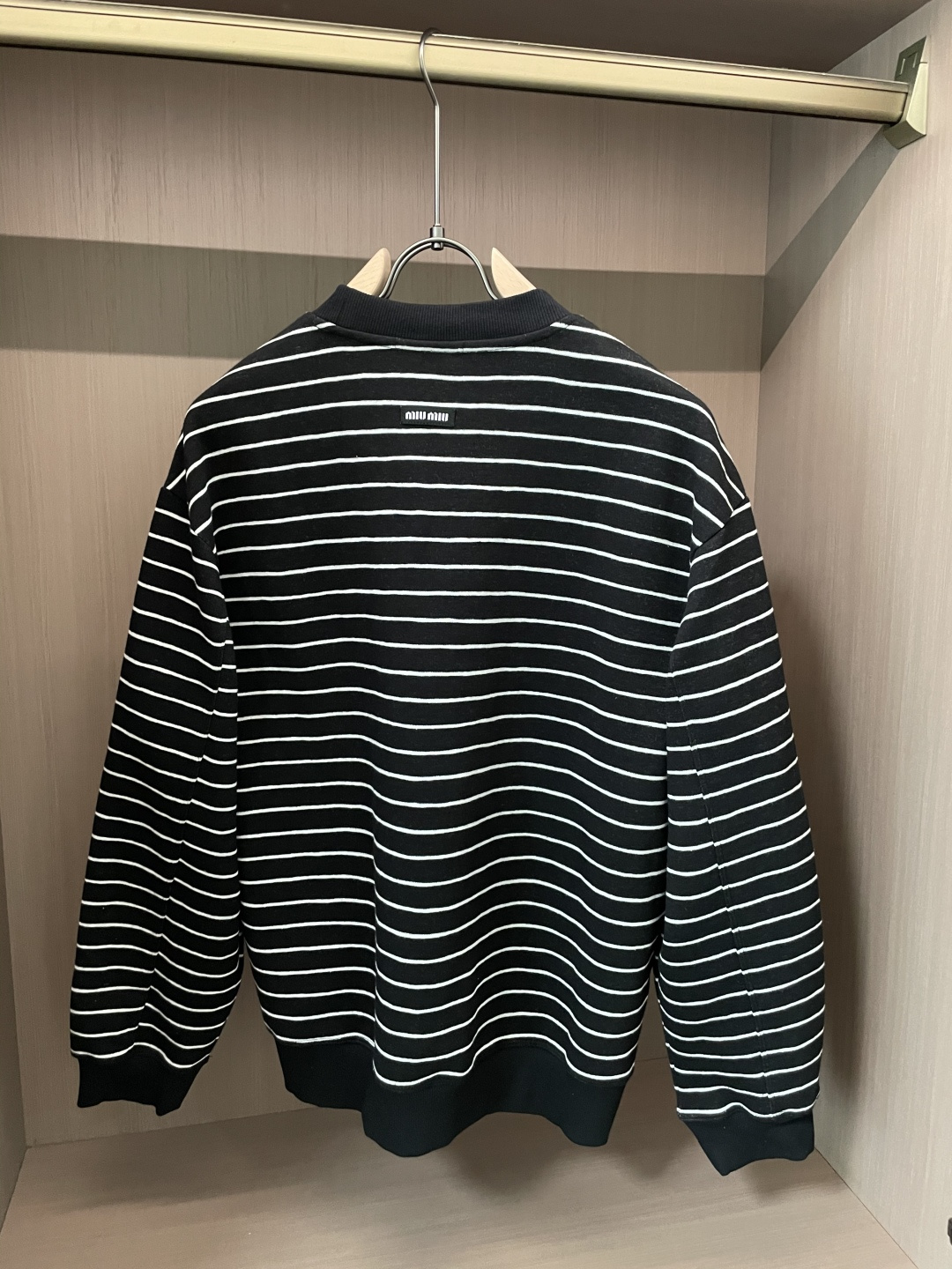 2025SS miumiu秋冬新款条纹长袖 爆款定制纯棉面料 重工洗水，面料舒适🈶️质感 码数：M-2X