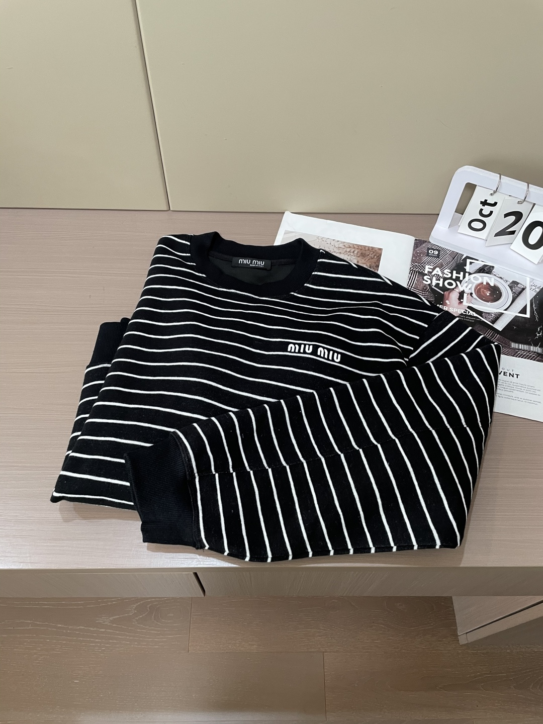 2025SS miumiu秋冬新款条纹长袖 爆款定制纯棉面料 重工洗水，面料舒适🈶️质感 码数：M-2X