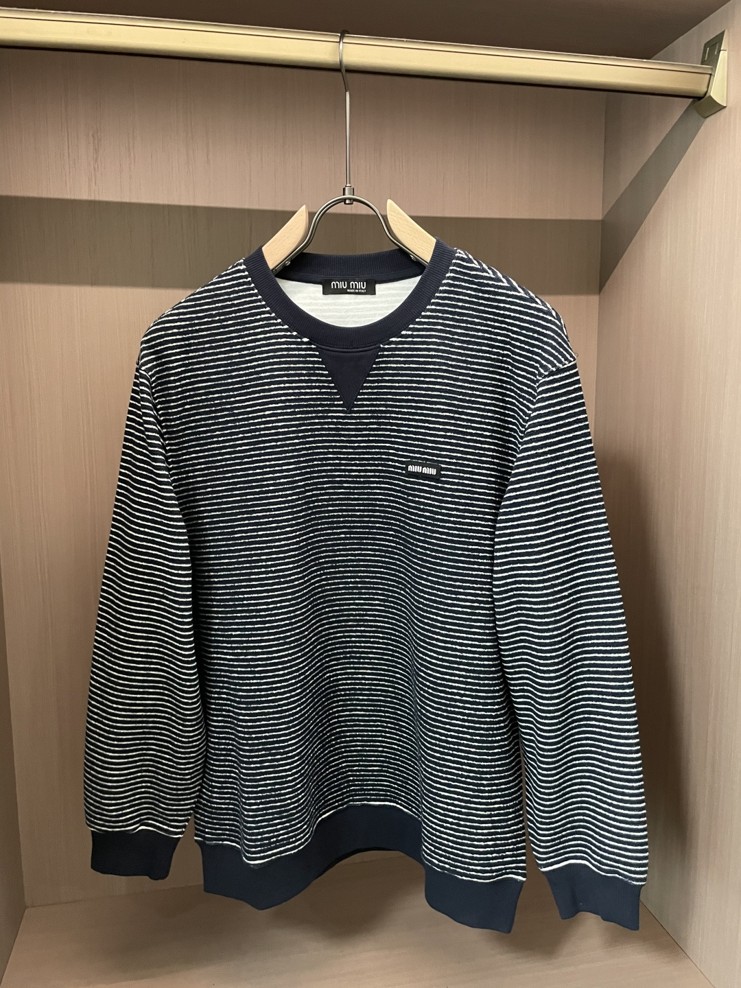 2025SS miumiu秋冬新款条纹长袖 爆款定制纯棉面料 重工洗水，面料舒适🈶️质感 码数：S-2X