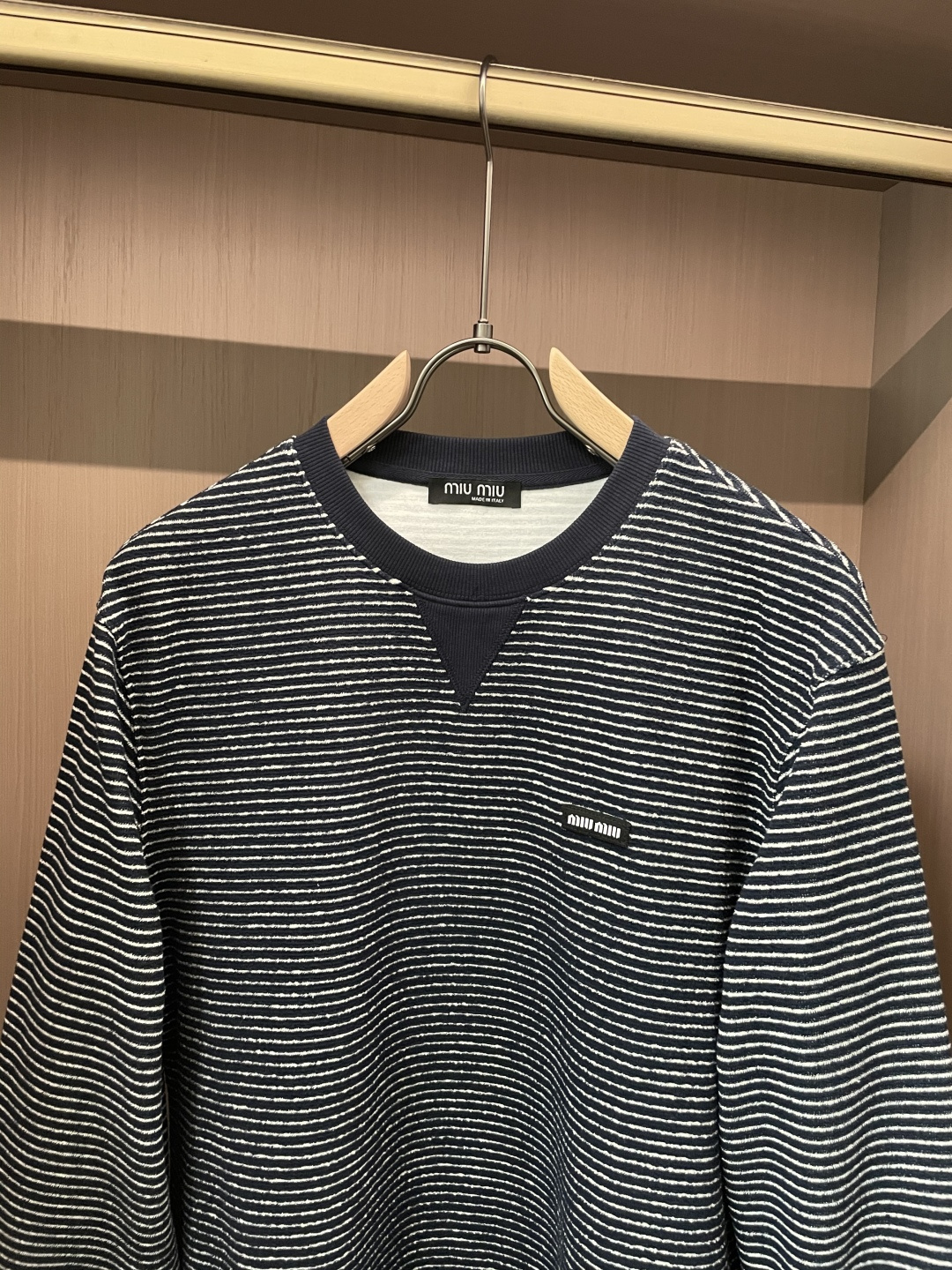 2025SS miumiu秋冬新款条纹长袖 爆款定制纯棉面料 重工洗水，面料舒适🈶️质感 码数：S-2X